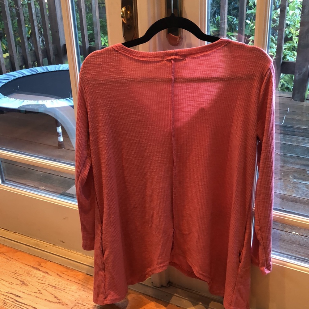For G and PL Women Distressed Long Sleeve Top M - Picture 4 of 9